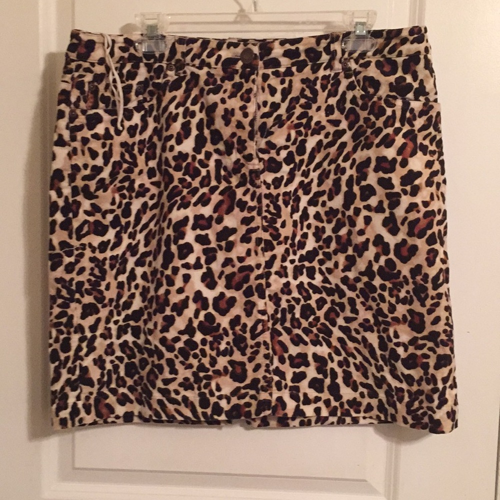 Jones New York Skirt NWOT
